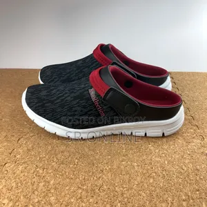 Ultra-Lightweight Breathable Mesh Clogs / Mule Sandals