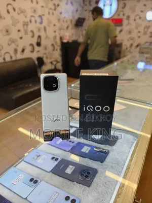 আইকিউওও জেড১০ ২৫৬ জিবি সাদা
