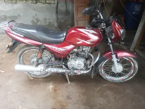 Bajaj CT 100 2017 Red