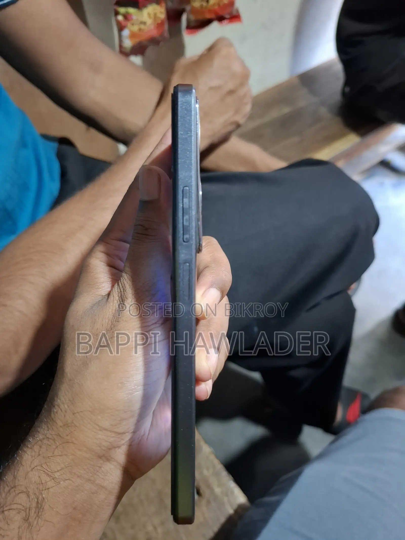 ওয়ানপ্লাস নর্ড এন৩০ এসই ১২৮ জিবি ব্রোঞ্জ