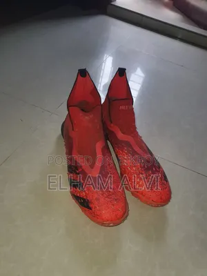 অ্যাডিডাস প্রিডেটর টার্ফ