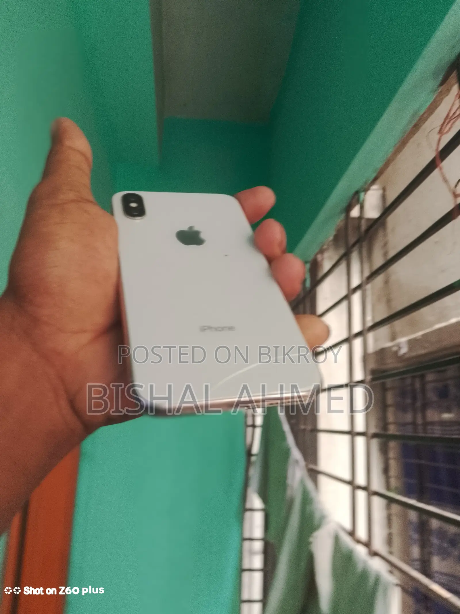 Apple iPhone X 64 GB White