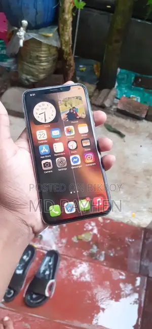 Apple iPhone X 64 GB White