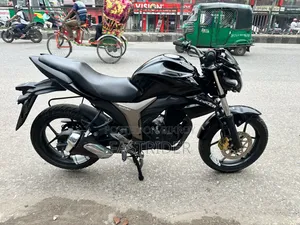 সুজুকি জিক্সার মনোটোন ২০২১ কালো