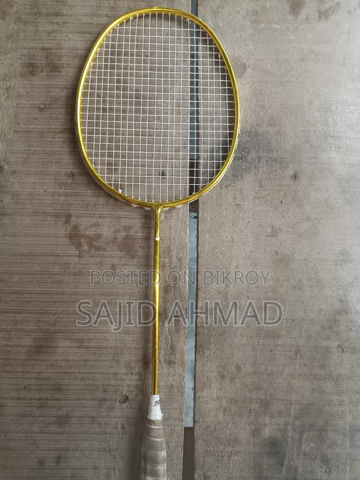 Oval Frame Racket