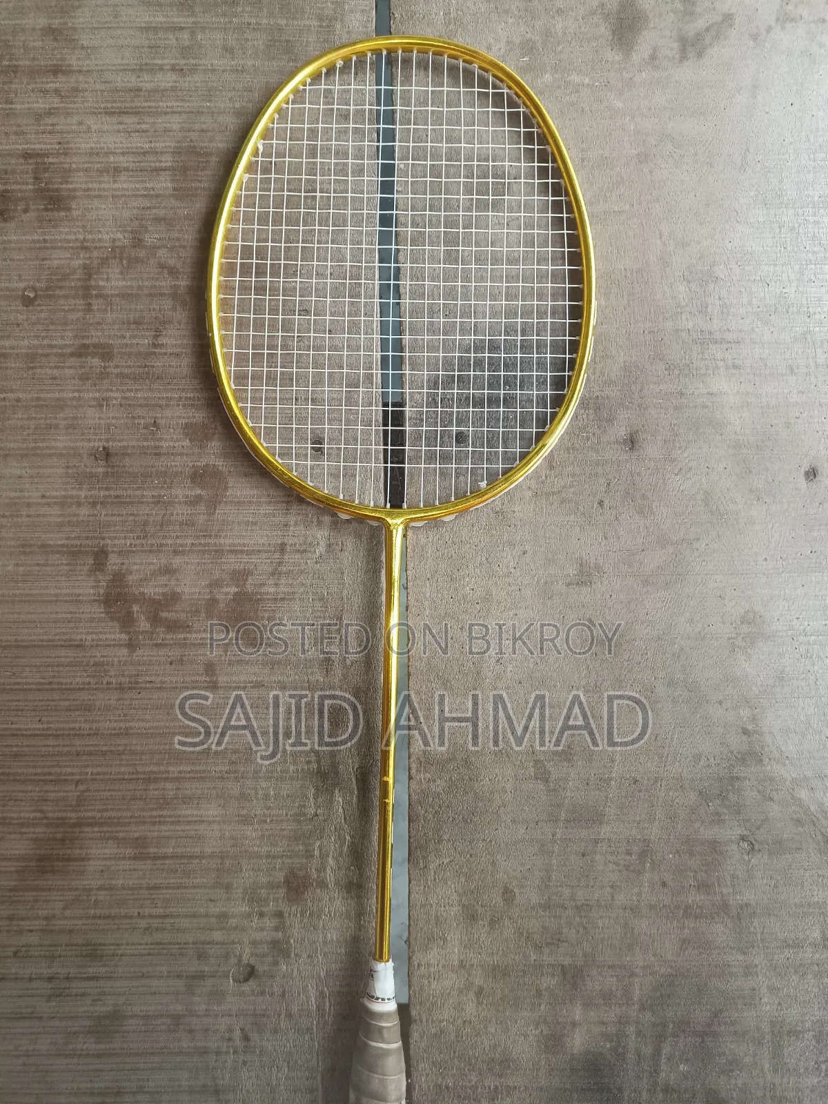 Oval Frame Racket