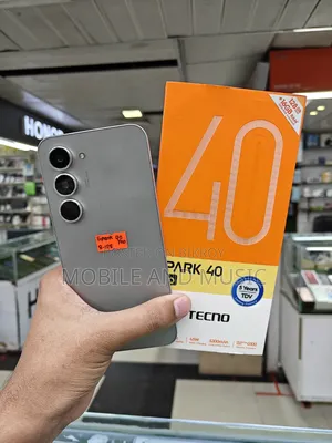 Tecno Spark 40 Pro 128 GB Silver