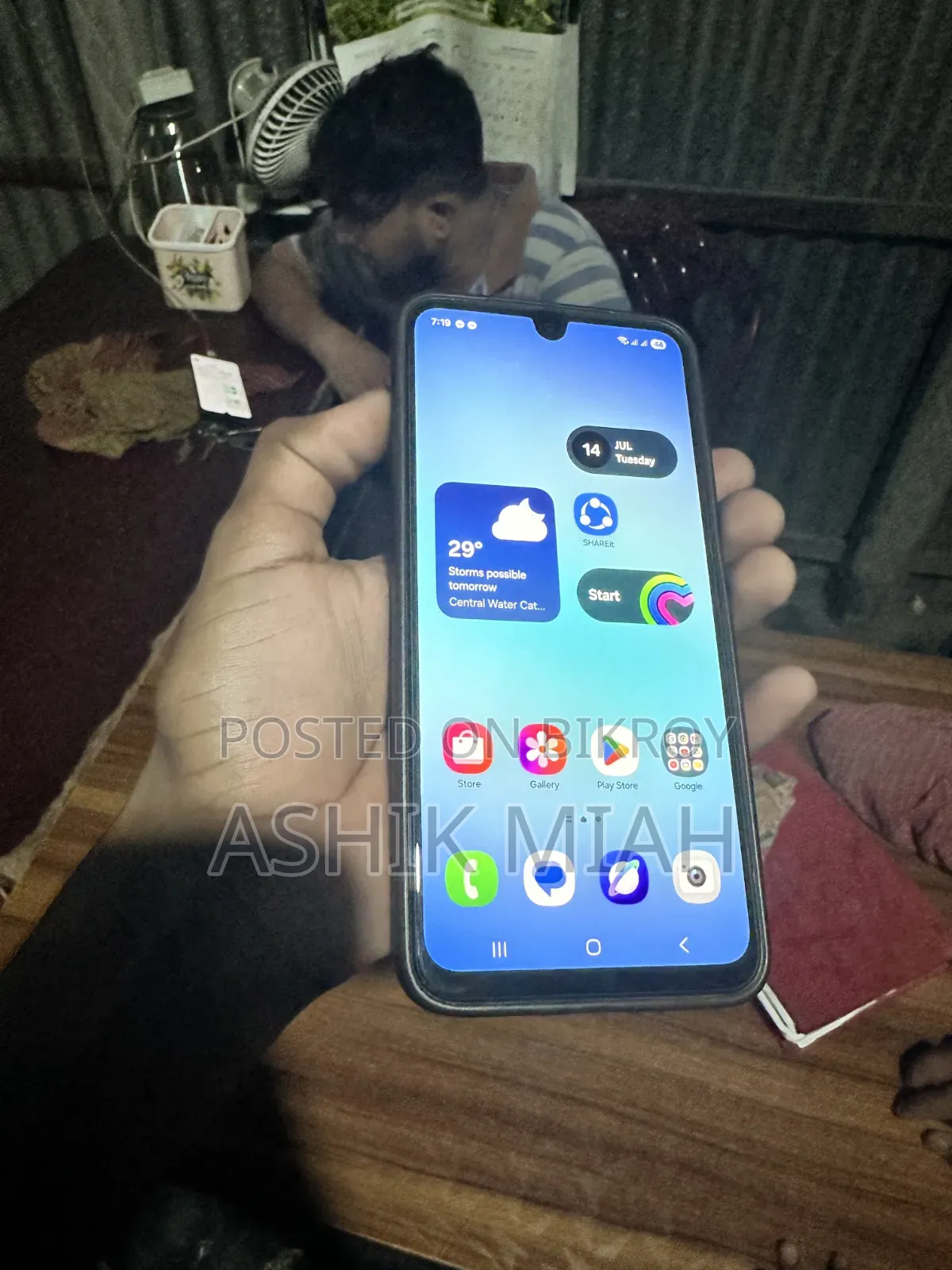 নতুন স্যামসাং গ্যালাক্সি এ১৭ ৫জি ১২৮ জিবি ব্ল্যাক