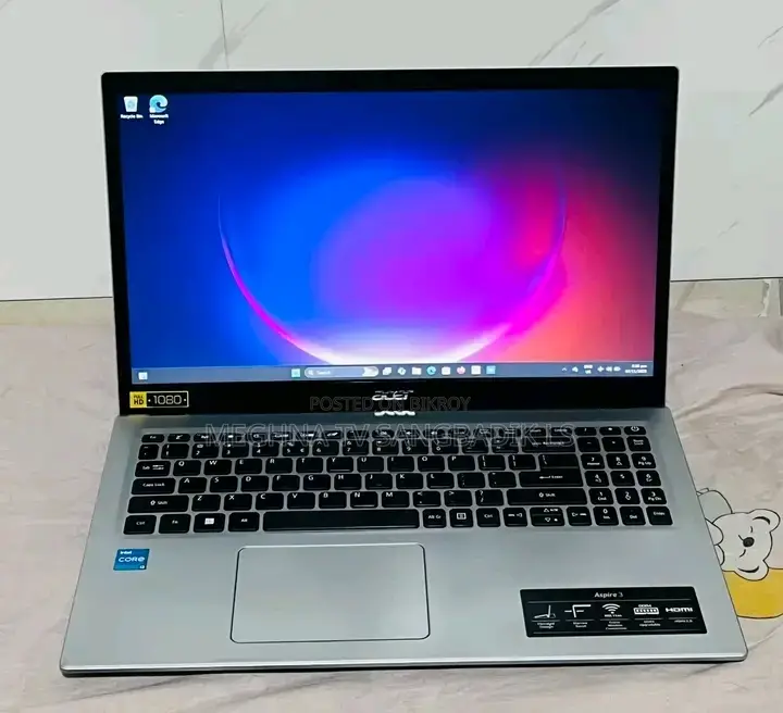 Laptop Acer 4GB Intel SSD 500GB