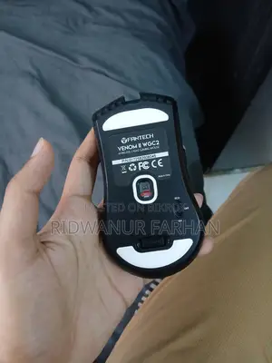 ফ্যানটেক ভেনম ২ ডব্লিউজিসি২ ব্ল্যাক ওয়্যারলেস গেমিং মাউস