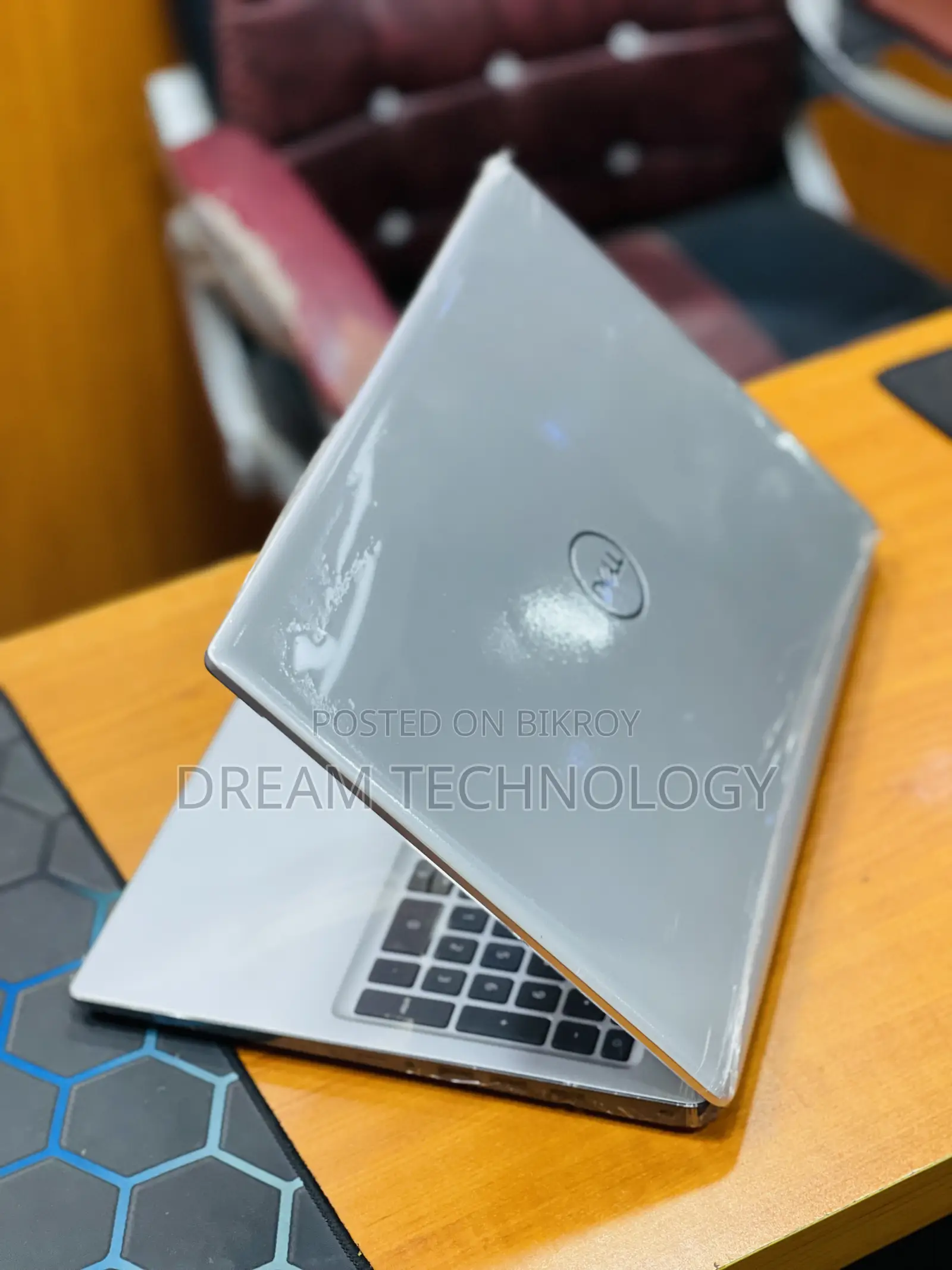 ল্যাপটপ ডেল Latitude 3510 ৮জিবি ইন্টেল কোর I3 এসএসডি ২৫৬জিবি