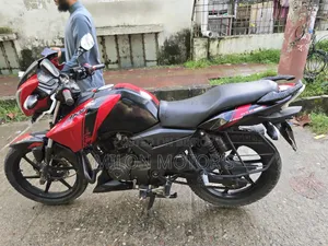 টিভিএস আপাচে ১৮০ আরটিআর ২০১৫ ব্ল্যাক