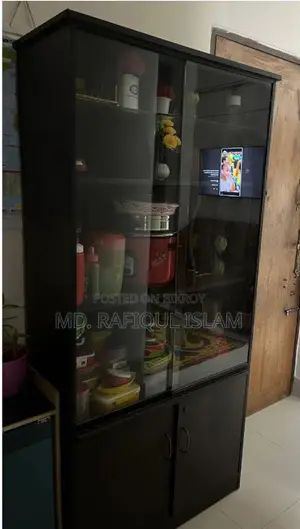 Glass Door Almira