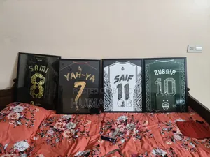২৪*১৮ ইঞ্চি ওয়াল ফ্রেম