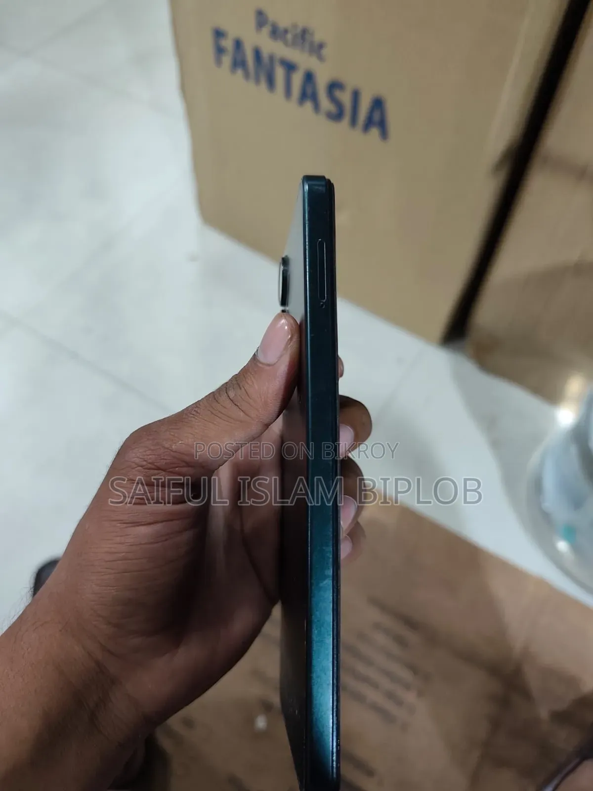New Vivo Y04 64 GB Green