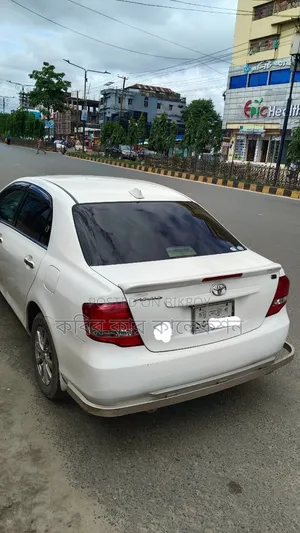 Toyota Axio 2010 White