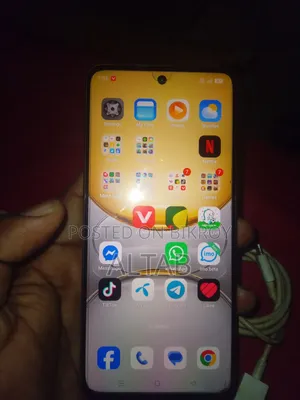 রিয়েলমি সি৭৫ ১২৮ জিবি সাদা