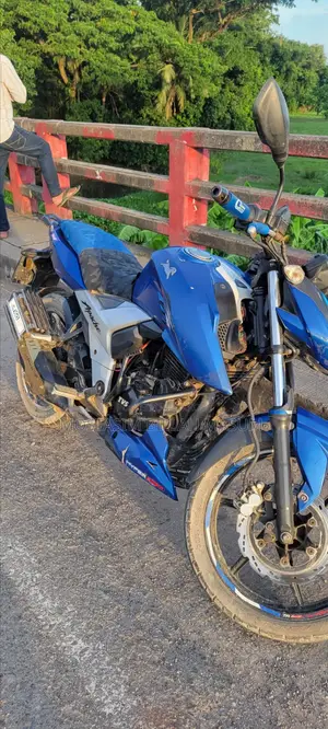 TVS Apache RTR 160 4V 2022 Blue
