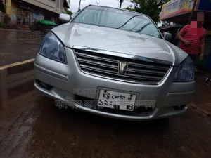 টয়োটা প্রমিও ২০০৬ সিলভার