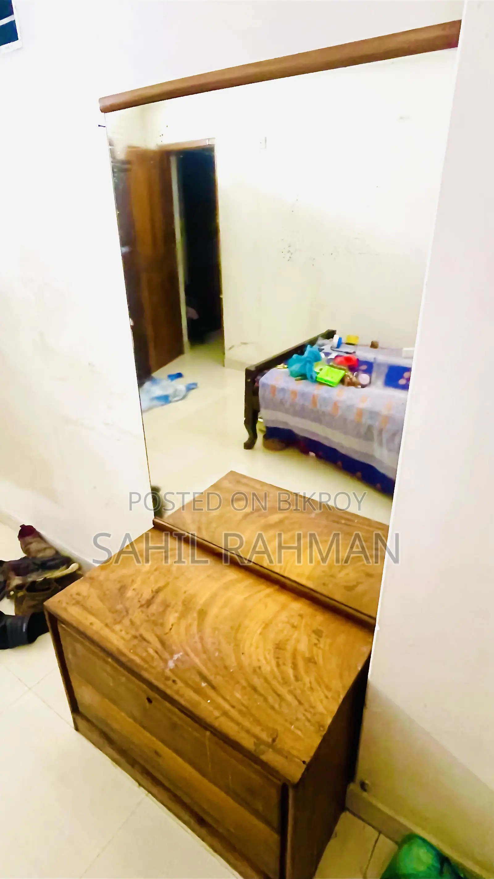 Wooden Vanity Dressing Table