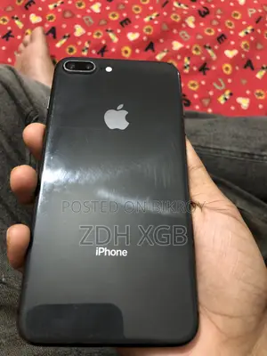 Apple iPhone 8 Plus 64 GB Black