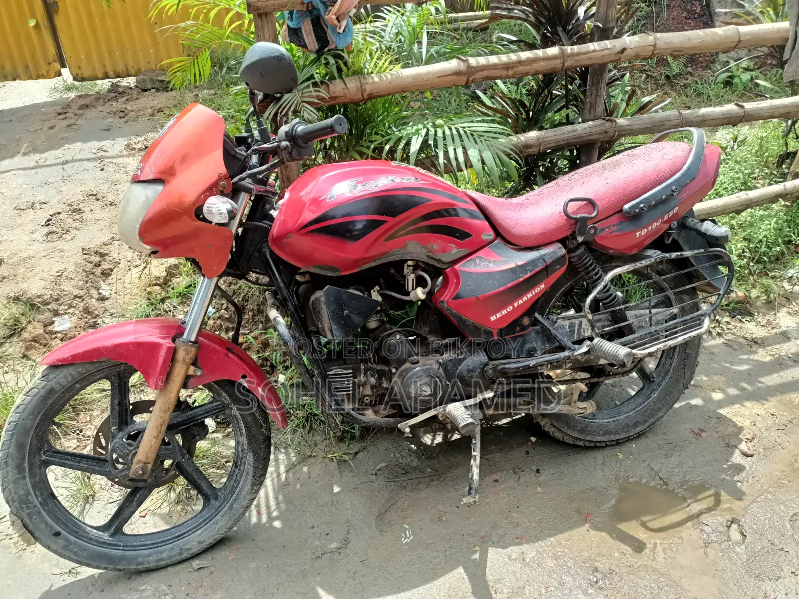 Hero 2010 Red