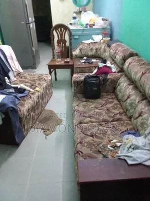 আসবাবপত্র বিক্রয়ের জন্য বিছানা