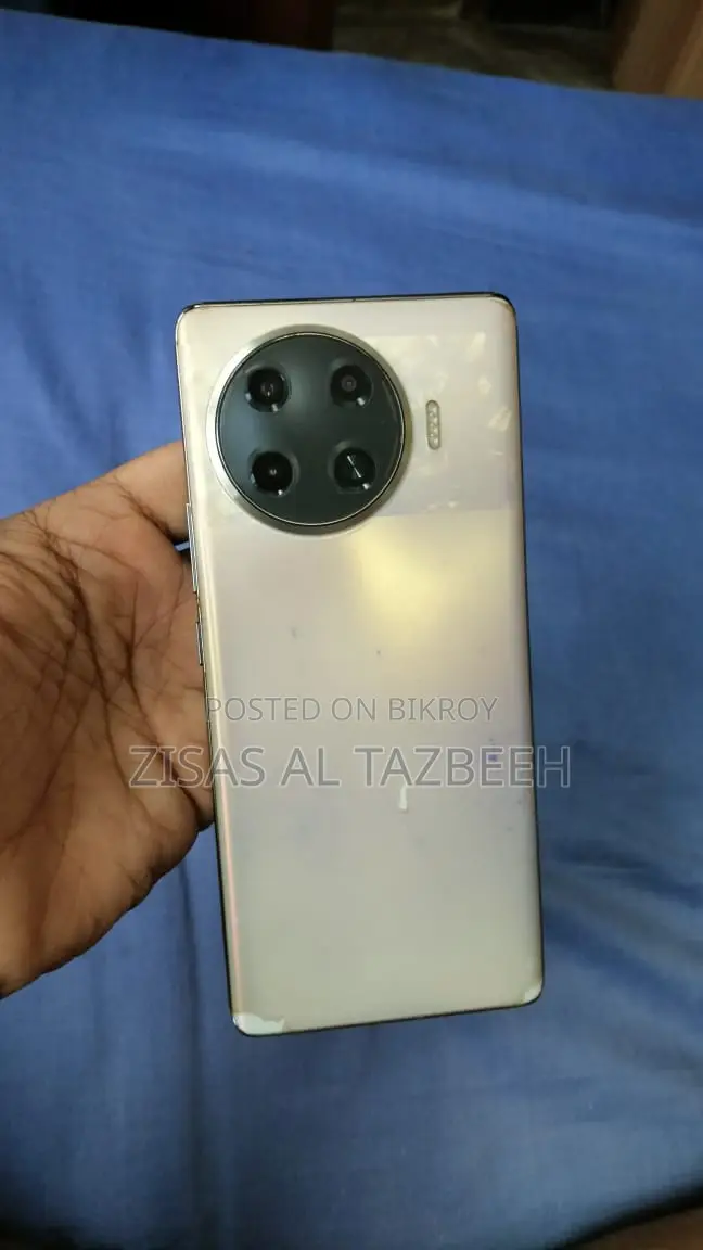 Tecno Spark 20 Pro Plus 256 GB White