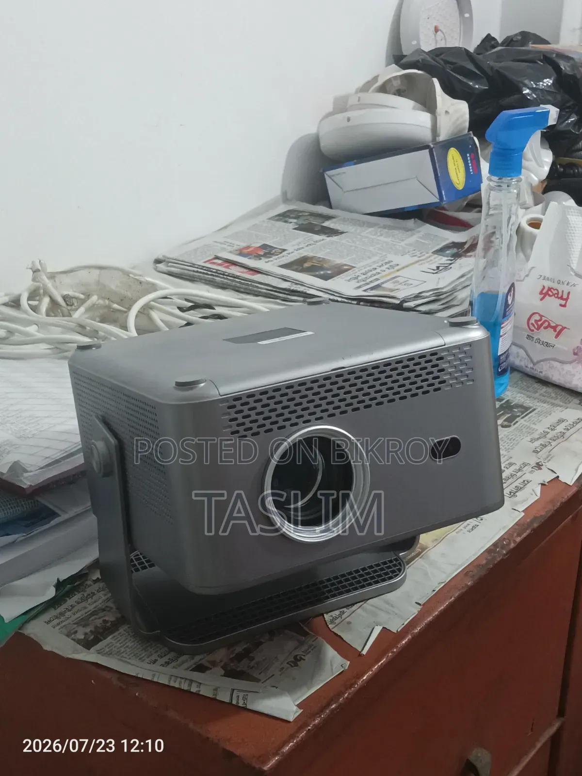 Magcubic Projector With Screen