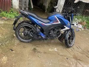 Honda Hornet 2019 Blue
