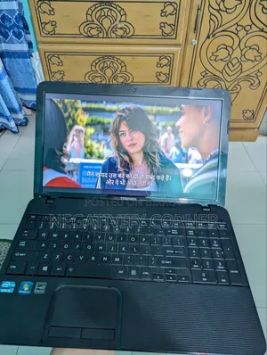 Laptop Toshiba Satellite C850 4GB Intel Core I5 HDD+SSD 500GB