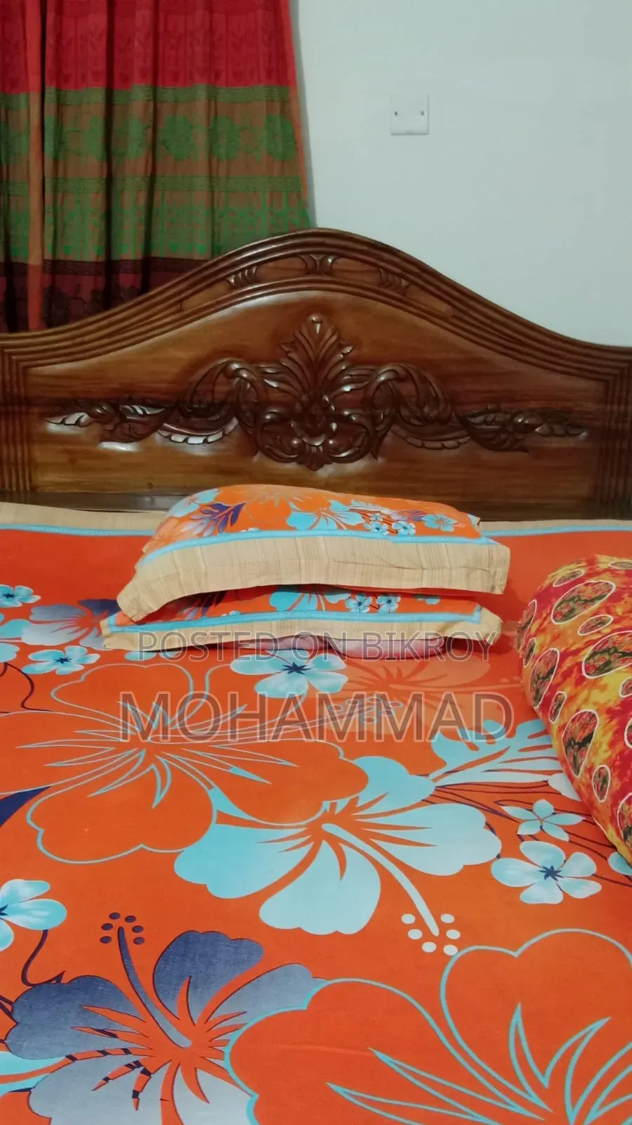 শিশু কাঠের টেবিল ( চেয়ারসহ) ও খাট