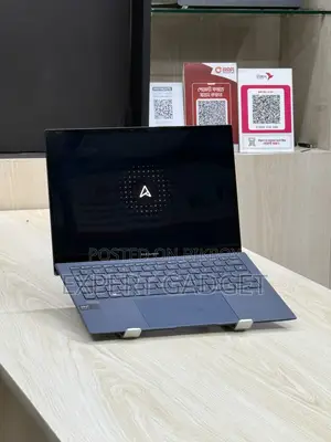 Laptop ASUS Zenbook S 13 OLED 16GB Intel Core Ultra 7 SSD 512GB