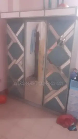 মালয়েশিয়ান কাঠের ৩ পার্ট আলমারি