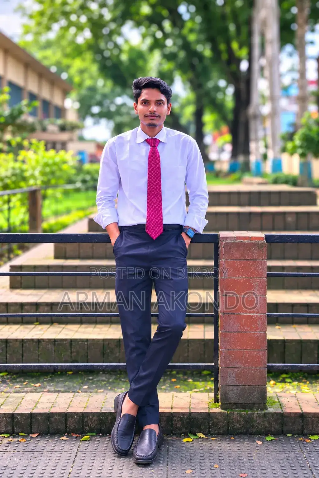 চাকরি প্রত্যাশী