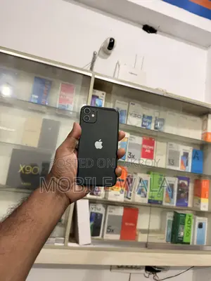 Apple iPhone 11 64 GB Black
