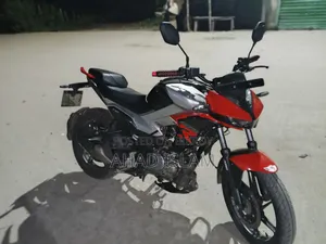 হিরো এক্সট্রিম ১২৫আর ২০২৫ রেড