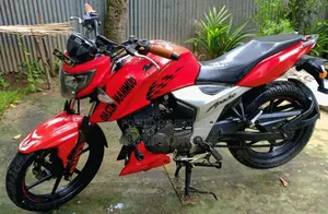 টিভিএস অ্যাপাচে ১৬০ ৪ভি ২০১৯ রেড