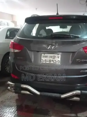 হিউন্দাই টুকসন জিএল এফডব্লিউডি ২০১১ কালো