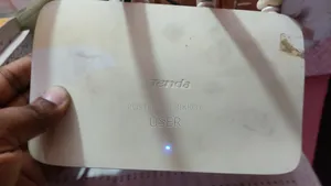 টেন্ডা এফ৬ রাউটার