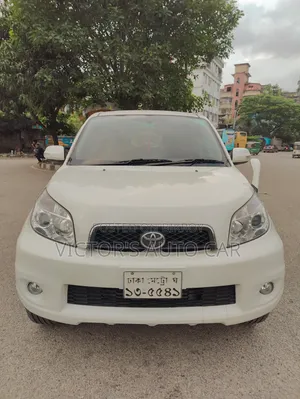 টয়োটা রাশ ২০০৯ পার্ল