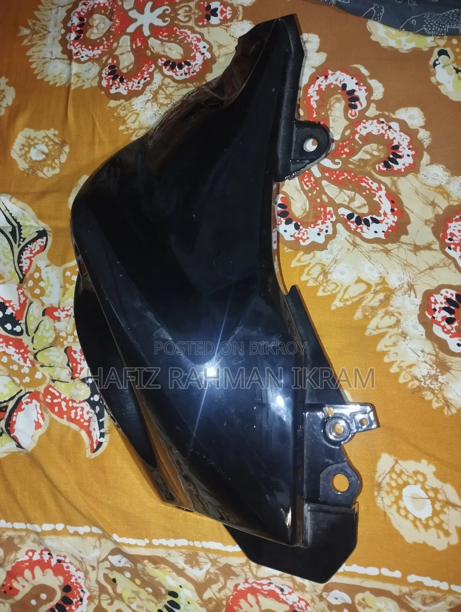 সুজুকি জিক্সার মনোটোন ট্যাঙ্ক বক্স ১ সাইড