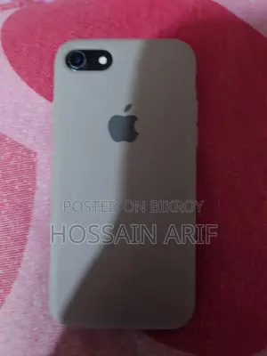 অ্যাপল আইফোন ৭ ৩২ জিবি ব্ল্যাক