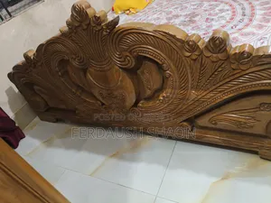 সেগুন কাঠের খাট বিক্রি করা হবে ৬ ফুট বাই ৭ ফুট