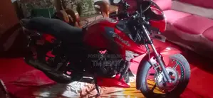 TVS Apache RTR 160 2V 2017 Red