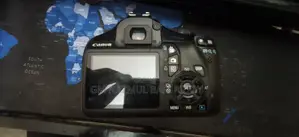 ক্যানন ১১০০ডি