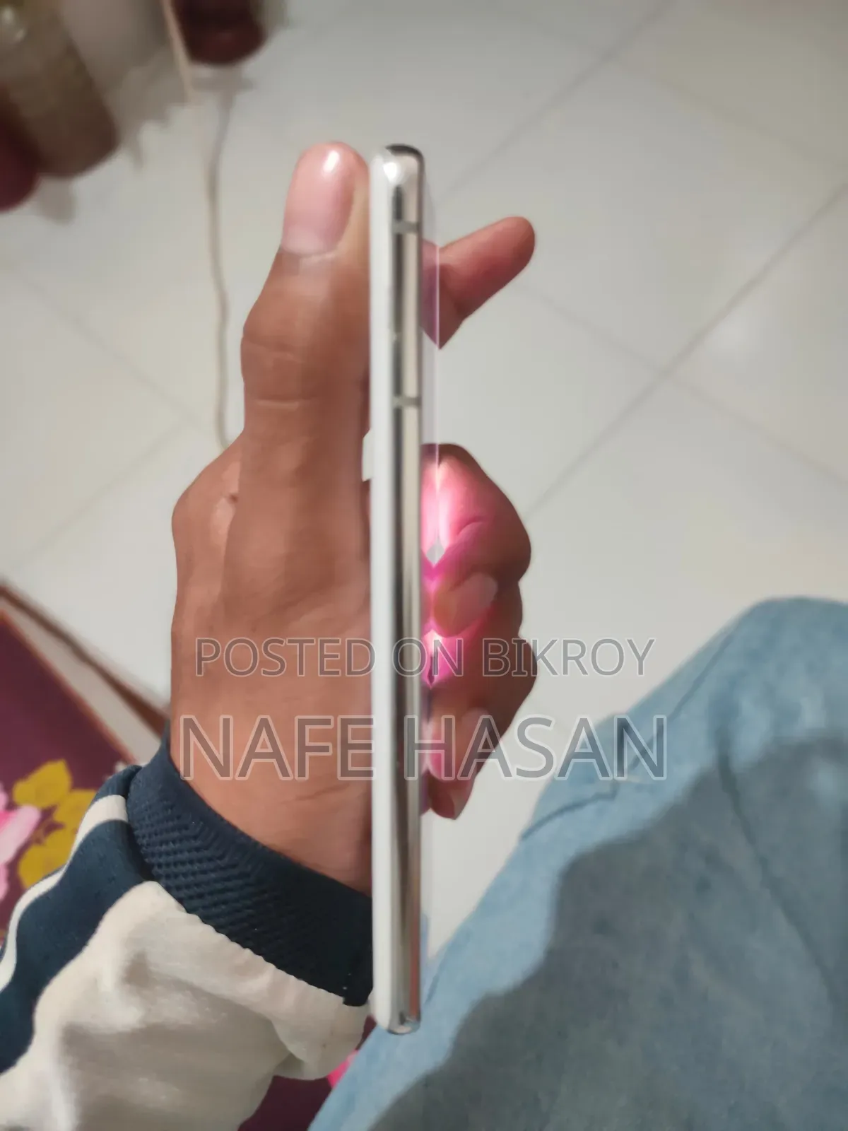 স্যামসাং গ্যালাক্সি এস২১ ৫জি ২৫৬ জিবি হোয়াইট