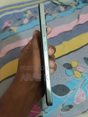 ভিভো ওয়াই১৮ ১২৮ জিবি হোয়াইট