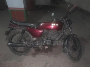 Bajaj 1986 Red