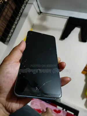 রিয়েলমি নোট ৫০ ১২৮ জিবি